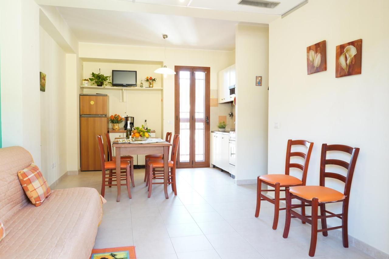 Vacanza Taormina Mare Mazzeo Eksteriør billede