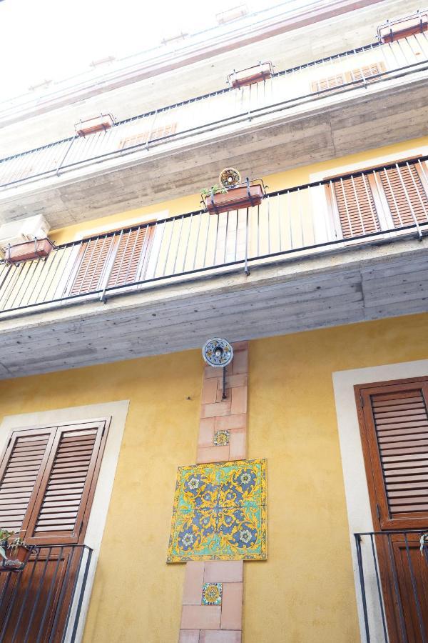 Vacanza Taormina Mare Mazzeo Eksteriør billede