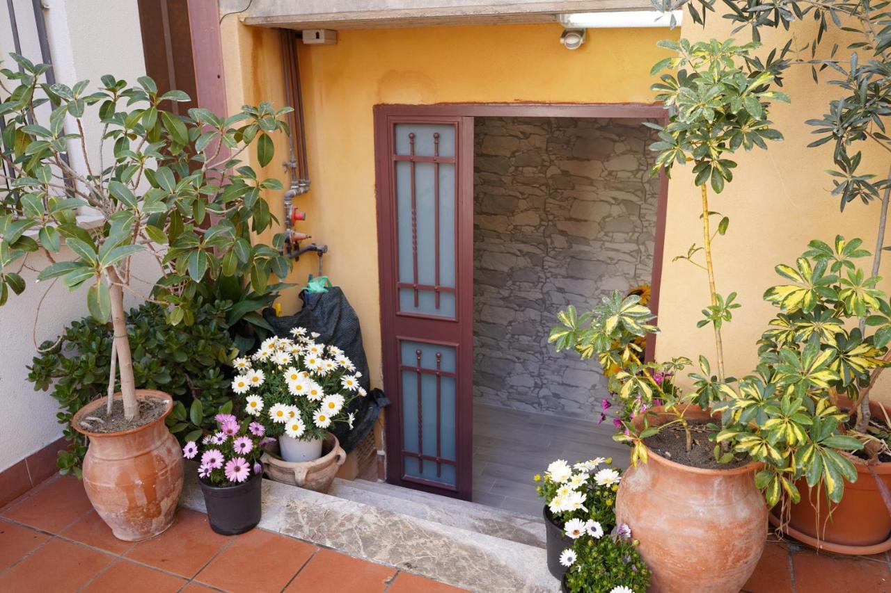 Vacanza Taormina Mare Mazzeo Eksteriør billede
